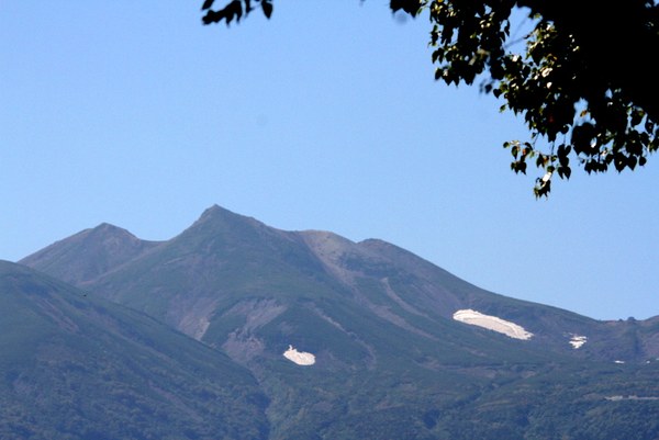 白樺峠より見る乗鞍岳