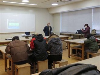 野鳥クイズで勉強会
